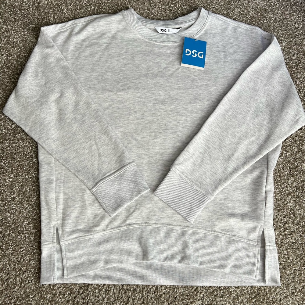 DSG Heather Gray Sweatshirt